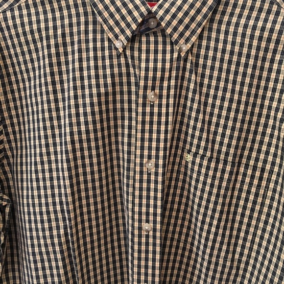 Men’s IZOD Button-Down Shirt - Picture 2 of 4